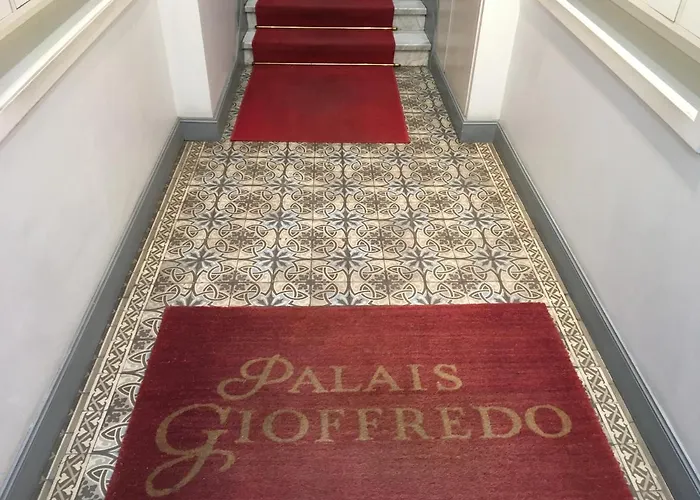 Palais Gioffredo Place Massena